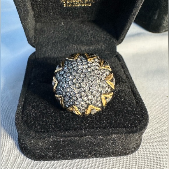 Sparkly Stella & Dot rhinestone sunflower ring - Picture 1 of 7